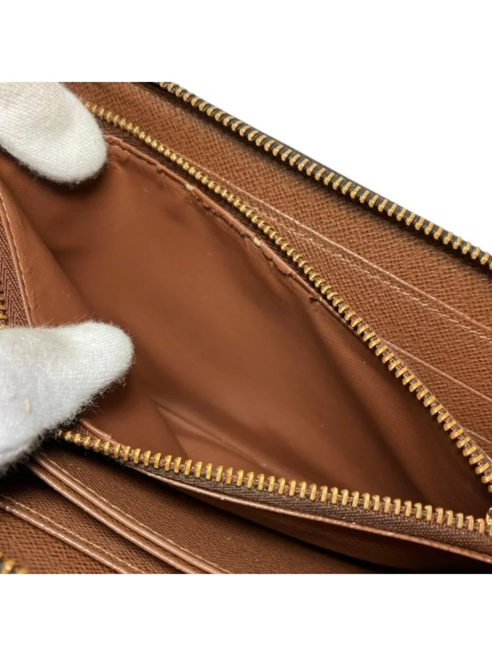 Louis Vuitton Zippy Wallet Monogram Canvas
